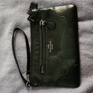 Coach wristlet wallet